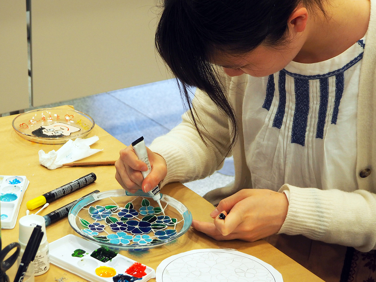 エナメル絵付け